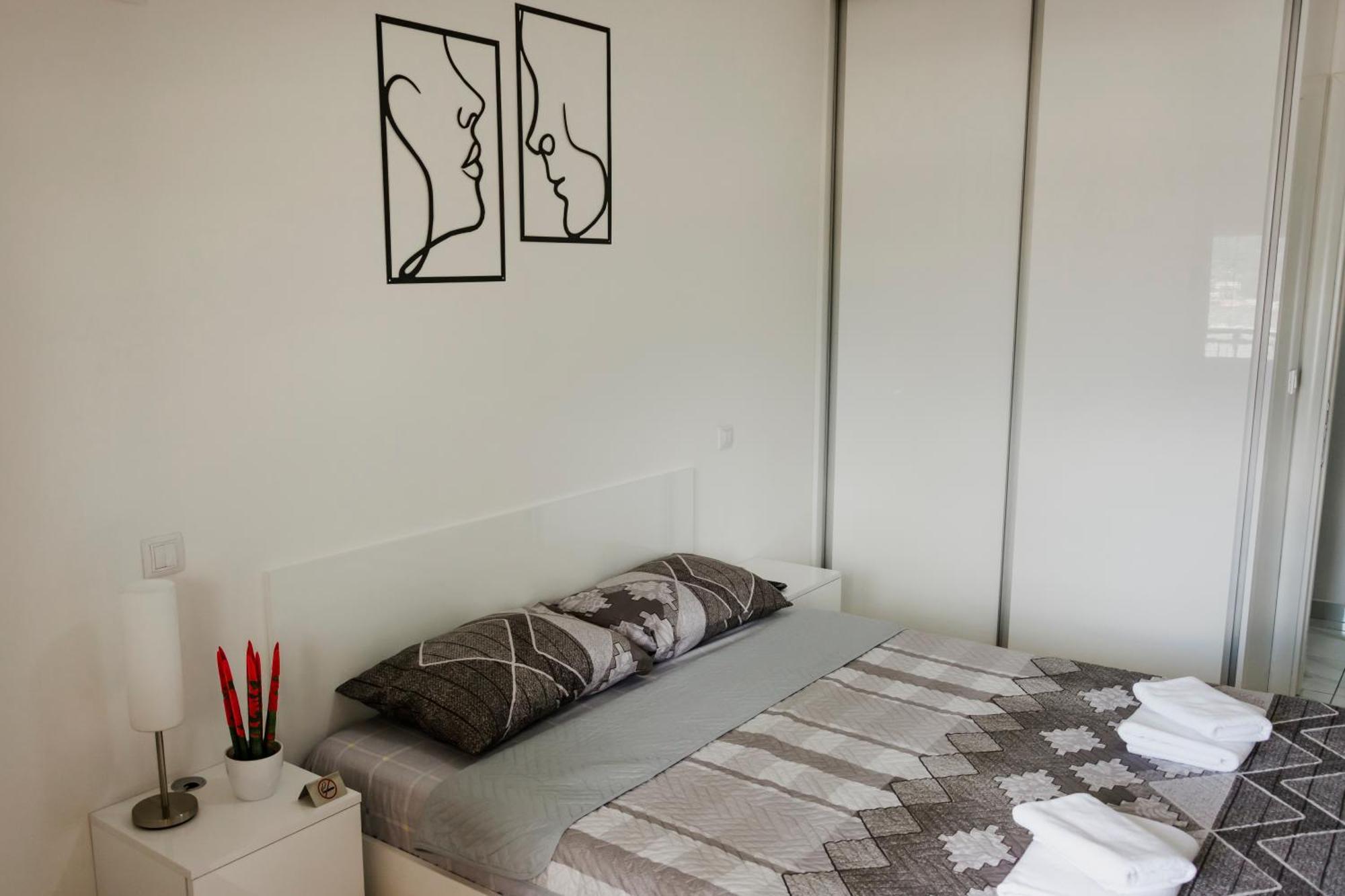 Luka Apartments Flatiron Skopje Luaran gambar